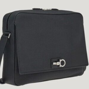 Salvatore Ferragamo Studio Messenger Bag Black